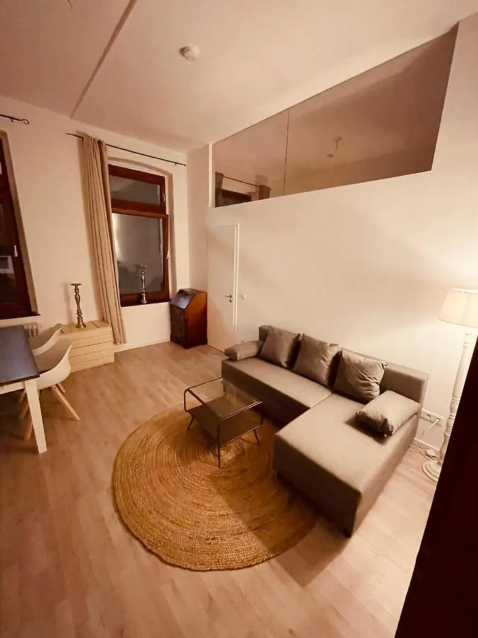 Retro Appartement Im Herzen Von Koeln Deutz