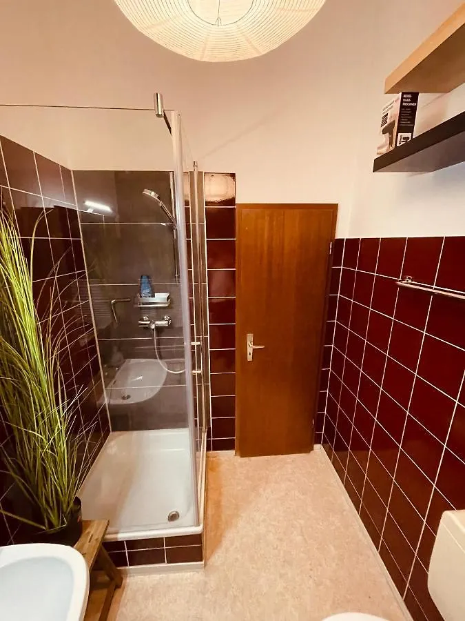 Retro Appartement Im Herzen Von Koeln Deutz 0*, Cologne Germany